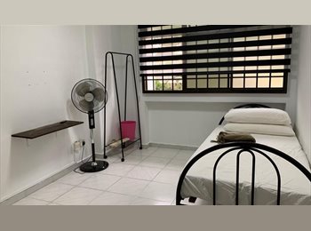 Roomgo SG - Room to rent out., Yew Tee Village - $550 pm