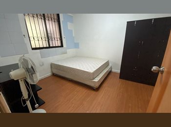 Roomgo SG - Room for Rent: 5-Minute Walk to Tiong Bahru MRT and Tiong Bahru Plaza, Tiong Bahru - $1,250 pm