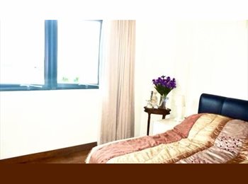 Roomgo SG - Huge Room MRT BAYSHORE (TE29) Hi-Floor, BALCONY, NO Owner Stay, Tanah Merah - $1,500 pm