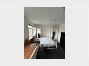 Roomgo UK - LARGE ROOM NEAR UNI  £650 pcm, Hatfield - £650 pcm