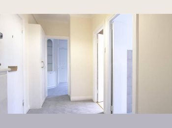 Roomgo UK - FOR RENT, Chalk Farm - £850 pcm