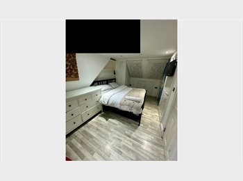 Roomgo UK - Bright Loft Room Near Wembley Stadium, The Hyde - £1,350 pcm
