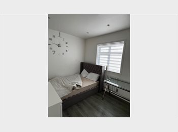 Roomgo UK - Double room available, Downham - £750 pcm