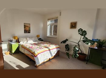 Roomgo UK - House Share Cricklewood, Cricklewood - £1,260 pcm