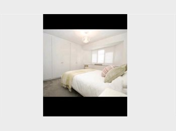 Roomgo UK - Double room, Gerrards Cross - £800 pcm