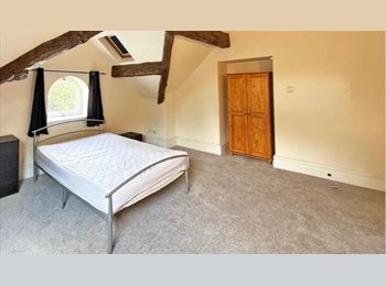 Roomgo UK - Room to rent in West Didsbury, Withington - £650 pcm