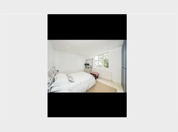 Roomgo UK - Spacious double room in Muswell Hill, Muswell Hill - £980 pcm