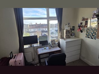 Roomgo UK - Comfy home in Horfield Bristol area, Horfield - £550 pcm