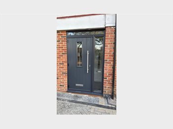 Roomgo UK - Brand NEW EN-SUITE ROOM Eastcote/Pinner, Eastcote - £1,250 pcm