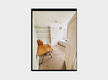 Roomgo UK - 1double bedroom in a5 bedroom house share, Norwich - £375 pcm