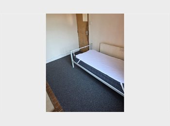 Roomgo UK - Clean single room for rent, Redfield - £560 pcm