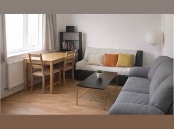 Roomgo UK - Clapham - Zone 2 Spacious Home, Balham - £795 pcm