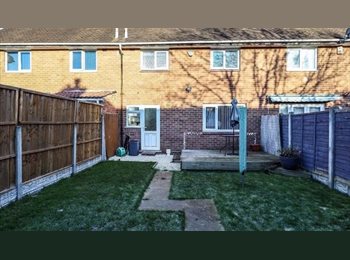 Roomgo UK - 1decent size room for rent, Shard End - £515 pcm