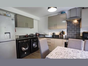 Roomgo UK - Looking for 5th tenant, Cotteridge - £520 pcm