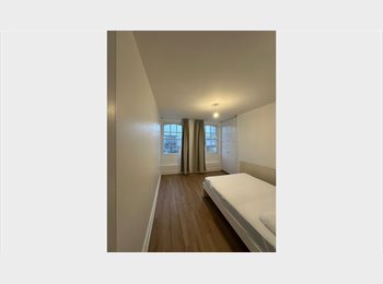 Roomgo UK - Spacious, newly refurbished two bedroom flat to let situated in the heart of Hoxton, London N1., Shoreditch - £2,500 pcm