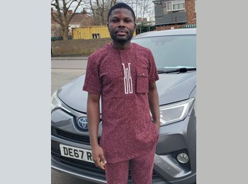 Roomgo UK - Alfred - 35 - Glasgow