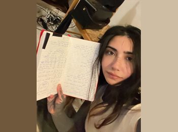 Roomgo UK - Jaleisa jhammat  - 22 - Castle Quarter