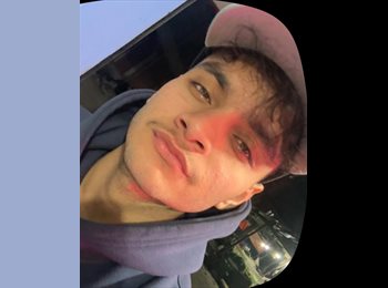 Roomgo UK - Susan - 19 - Charing Cross