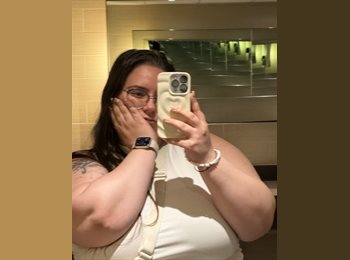 Roomgo UK - Melanie - 25 - Leicester