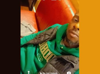 Roomgo UK - Tyrone - 35 - Paignton