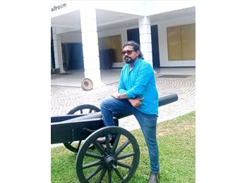 Roomgo UK - Anjula  - 47 - Birmingham