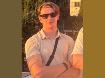 Roomgo UK - Alex - 22 - Tottenham