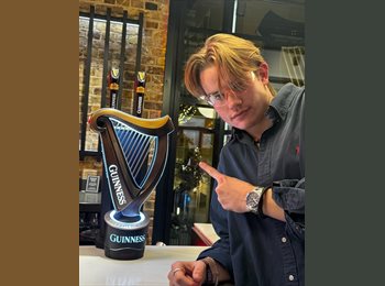 Roomgo UK - Joshua Sabin - 21 - Battersea