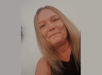 Roomgo UK - Natasha - 52 - Royston