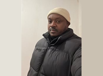 Roomgo UK - Omassan - 43 - Glasgow