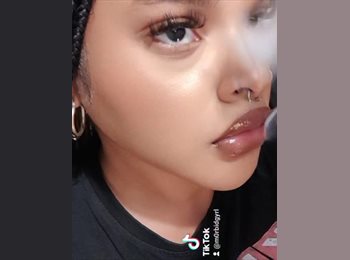 Roomgo UK - Riani - 27 - Manchester