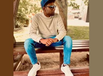 Roomgo UK - Sabi - 24 - Hatfield