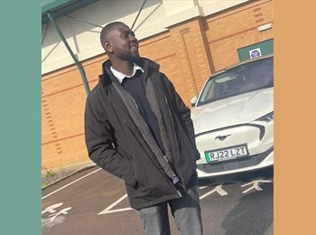 Roomgo UK - John - 27 - Old Town