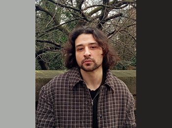 Roomgo UK - Deniz ozen - 32 - Charing Cross