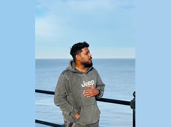 Roomgo UK - Kamil - 28 - Leicester