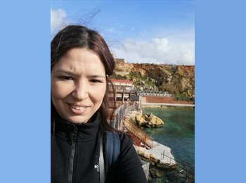Roomgo UK - Leila - 32 - Manchester