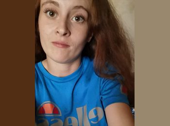 Roomgo UK - Linda - 27 - Heanor