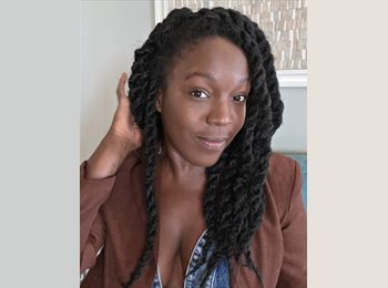 Roomgo UK - Vanessa - 43 - Charing Cross