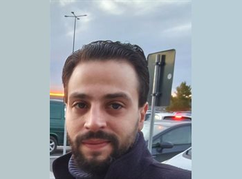 Roomgo UK - Wessam  - 34 - London