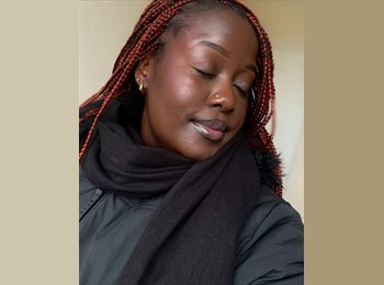 Roomgo UK - Helen  - 23 - Ealing