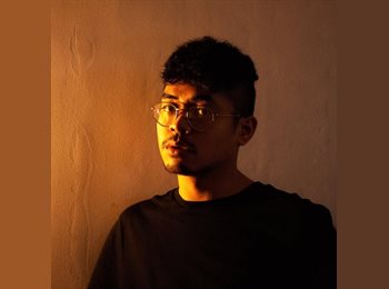 Roomgo UK - Eugene - 26 - Charing Cross