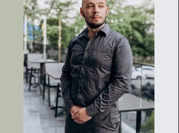 Roomgo UK - Artur - 28 - Rotherhithe