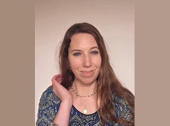 Roomgo UK - Elizabeth - 43 - Hartlepool