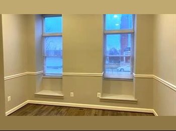Roomgo US - $900 Room for Rent (Private Bath) 833 N Fulton Ave, Sandtown-Winchester - $900 pm