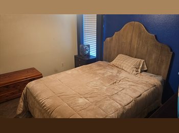 Roomgo US - ASU WEST room for rent, North Mountain Village - $700 pm