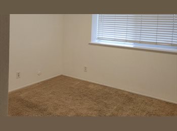 Roomgo US - Room for rent, Fair Oaks - $700 pm