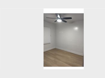 Roomgo US - Private room for rent 700, Bishop Arts District - $700 pm