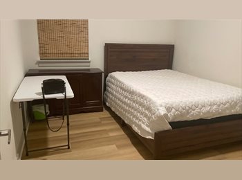 Roomgo US - Room for share, University Hills - $700 pm