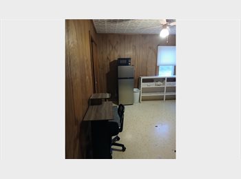 Roomgo US - Furnished Room Utilities Included, United States - $450 pm