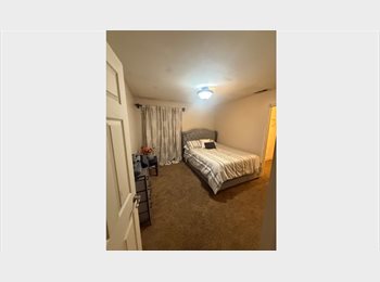 Roomgo US - ROOM AVAILABLE IN LUXURIOUS EASTVALE POOL HOME, Eastvale - $1,000 pm