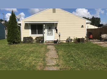 Roomgo US - Mishawaka room for rent 420 friendly I have dogs AVAILABLE END OF FEB, South Bend - $650 pm